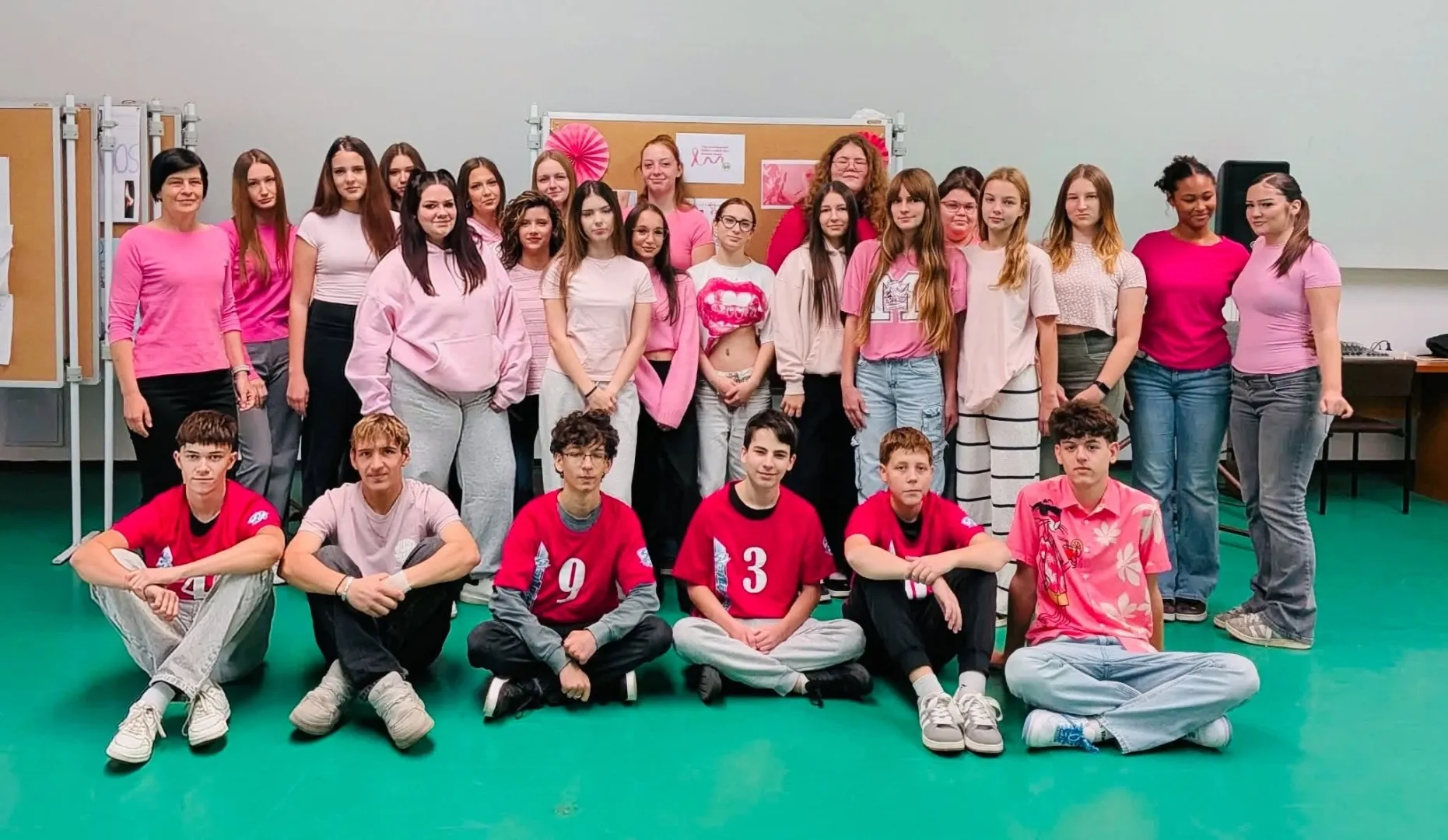pink október 3.webp pink október 3.webp